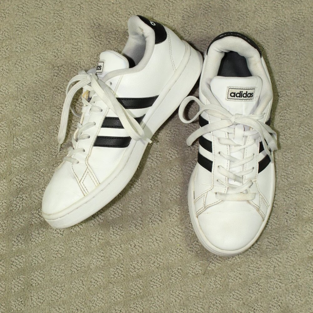 Adidas Women's Size 7 White Leather w/ Black Stripes Classic Athletic Sneaker